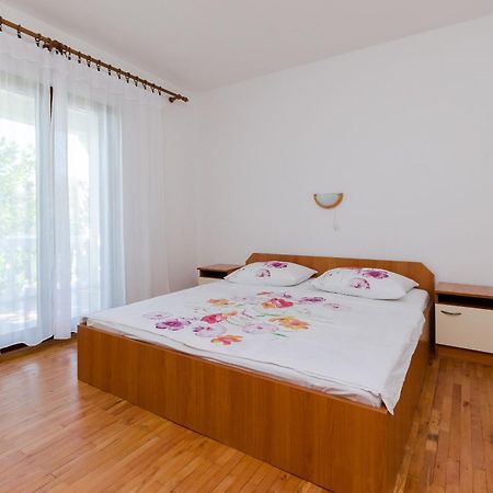 Apartments Ljubica J Lopar Eksteriør bilde