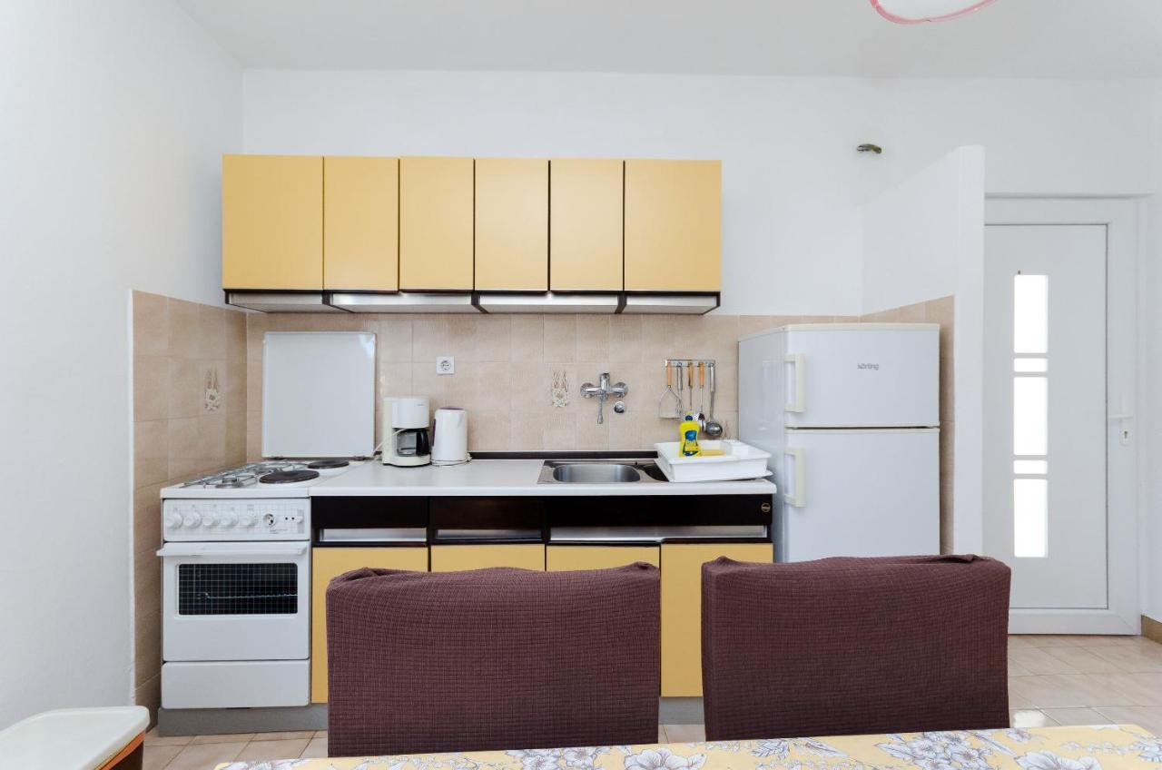 Apartments Ljubica J Lopar Eksteriør bilde